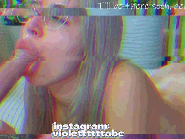 MiaLiaHot's Webcam Live Show