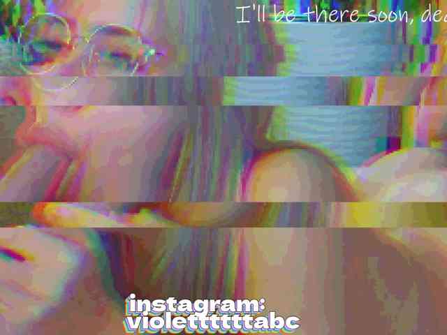 Порночат с MiaLiaHot