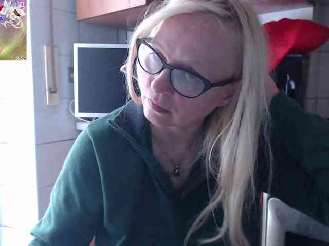 martachatte19's Webcam Live Show