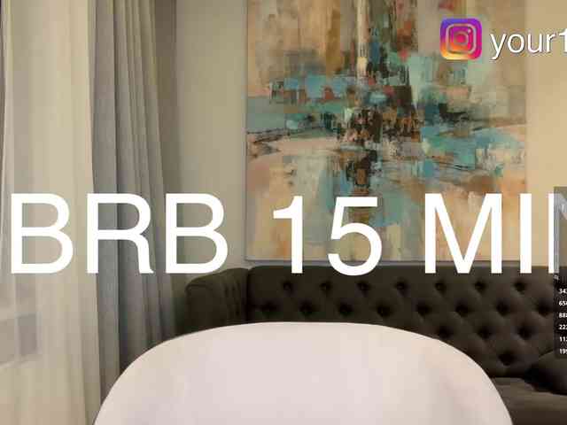 -VikkiL0vesCheese-'s Webcam Live Show