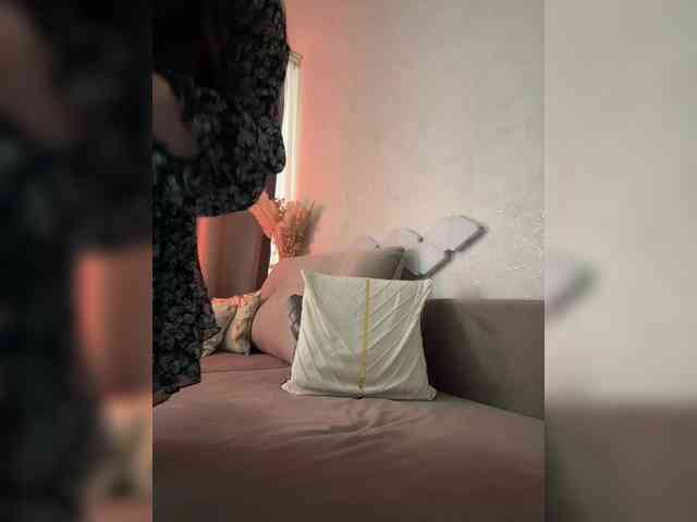 Alliina-leee's Webcam Live Show