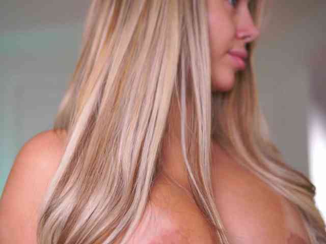 EvaZane's Webcam Live Show