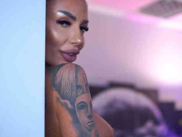 RaquelleVon's Webcam Live Show