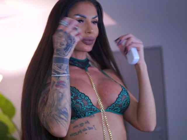 RaquelleVon's Webcam Live Show