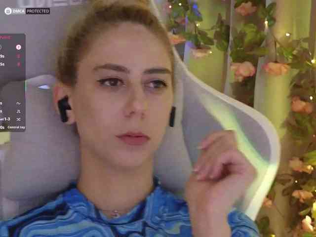 -Light-Fury-'s Webcam Live Show