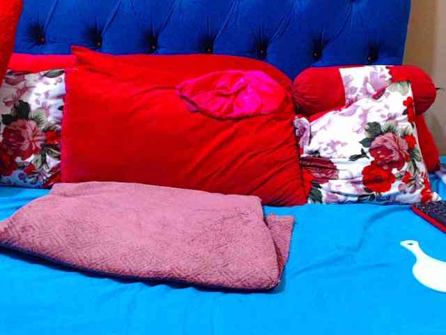Ebonycandy10's Webcam Live Show