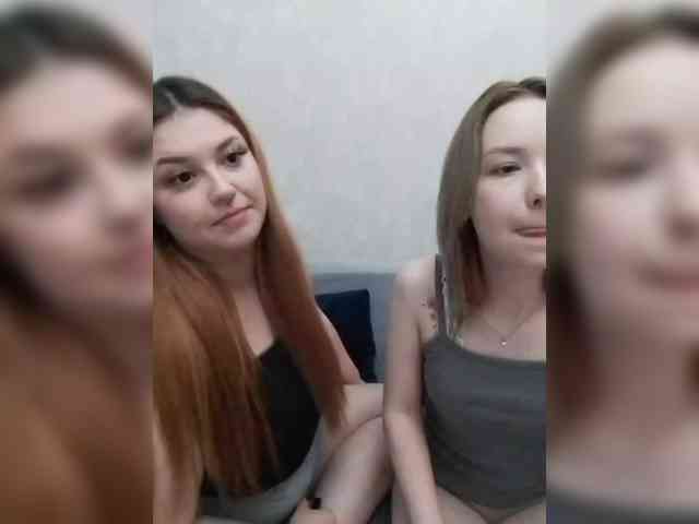 cutesmiles's Webcam Live Show