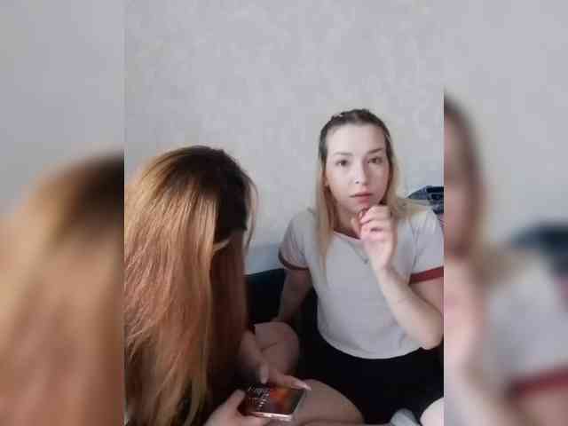 cutesmiles's Webcam Live Show