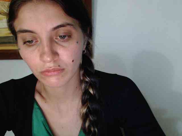 mariecam420's Webcam Live Show