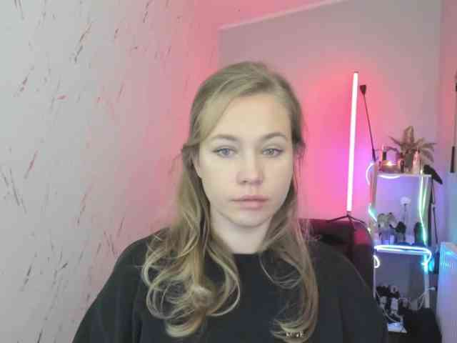 hollyBB's Webcam Live Show