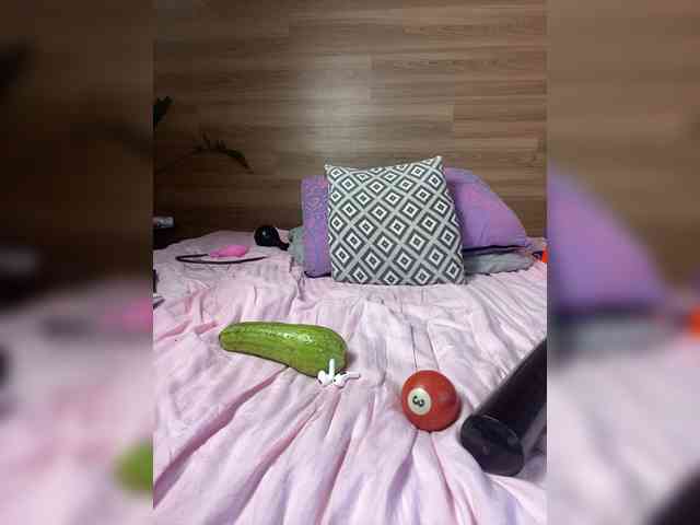ALISAMAKS's Webcam Live Show
