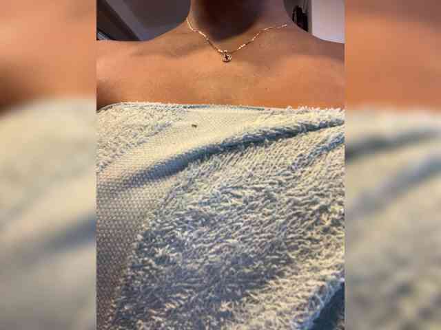 EmilyLeah's Webcam Live Show