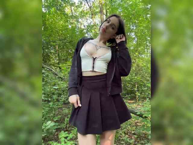 BabyDarii's Webcam Live Show