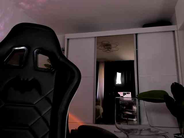 Ivybelle's Webcam Live Show