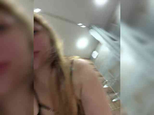 Girls-Leia's Webcam Live Show