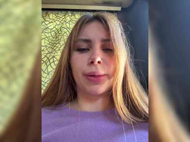 Girls-Leia's Webcam Live Show