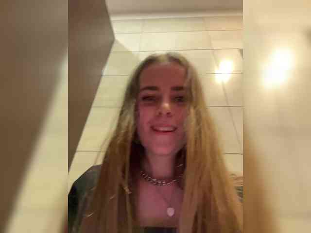 XXXXXsexXXXXX's Webcam Live Show