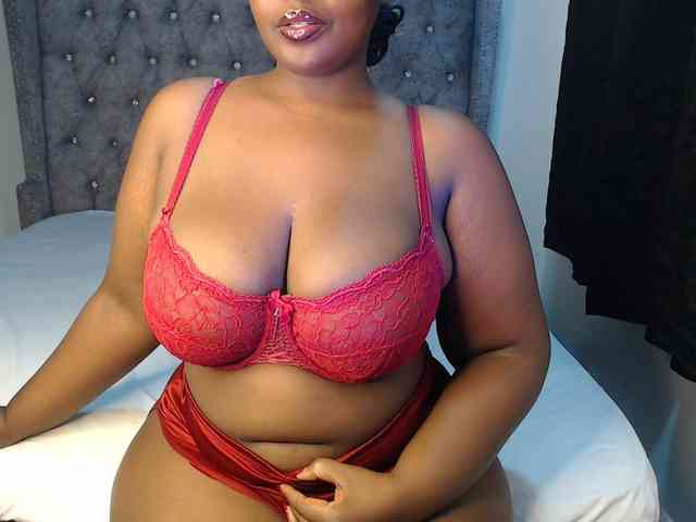 sexy-chocco's Webcam Live Show