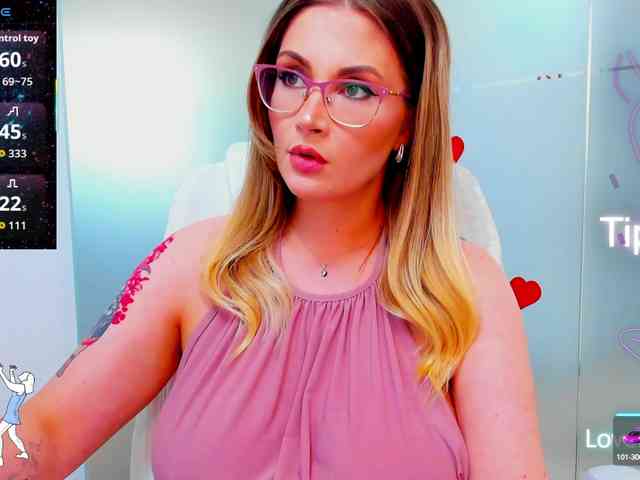 anyarosses's Webcam Live Show