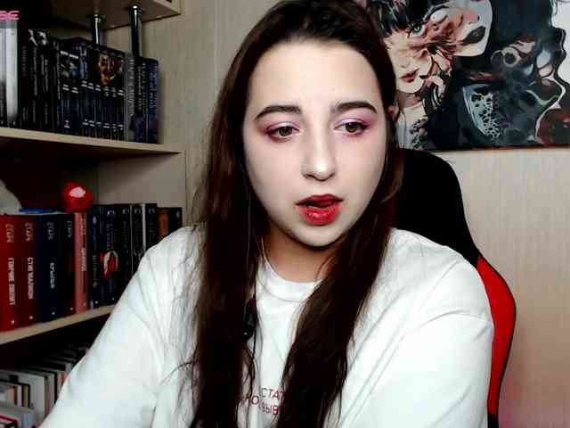 Sarah-Dumont's Webcam Live Show