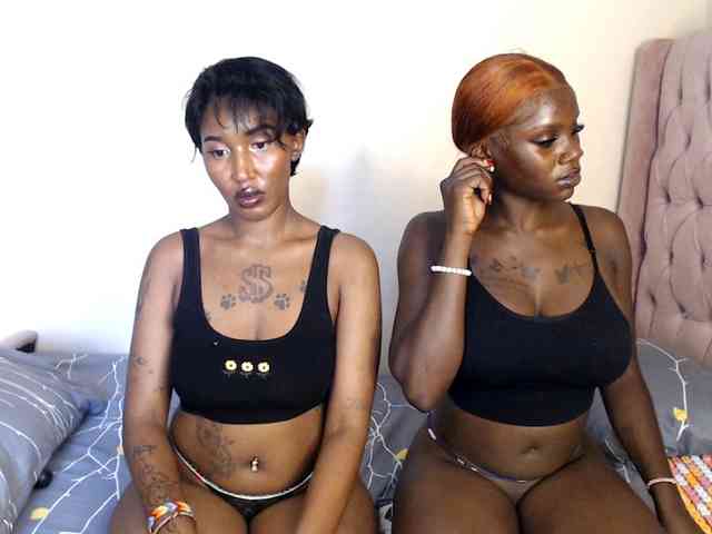 MidnightBloom Webcam-Liveshow
