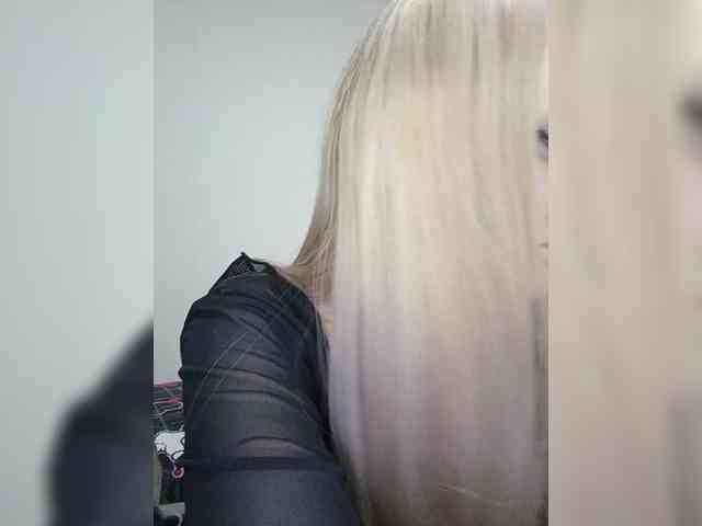 Порночат с LolaMin