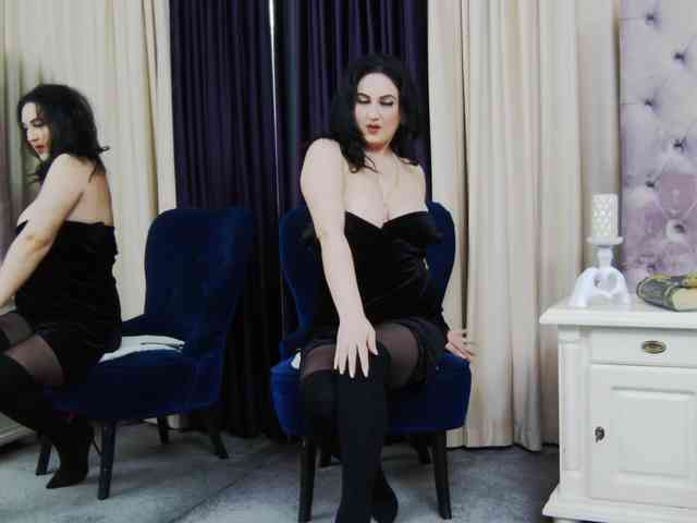 Порночат с CassidyVelvet