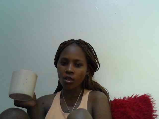 prettydoll2's Webcam Live Show