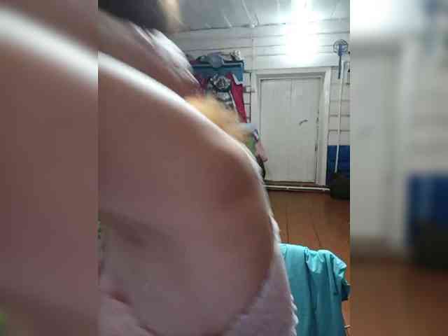 Madam-oss's Webcam Live Show