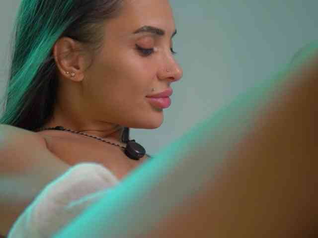 MilaMayy's Webcam Live Show