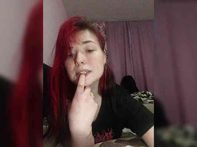 Horny-Lina's Webcam Live Show