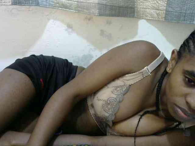 princessAria's Webcam Live Show