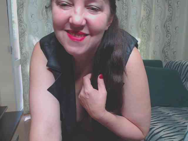 Illusionq's Webcam Live Show