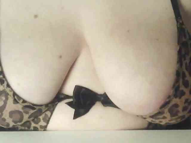 peachyshow's Webcam Live Show