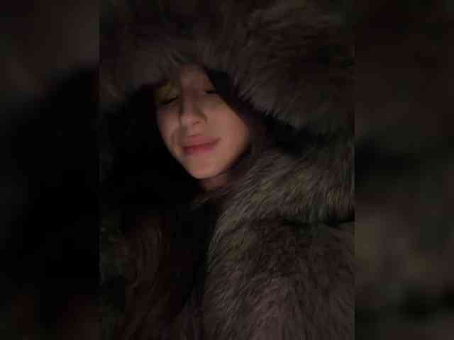 EwaBrown's Webcam Live Show