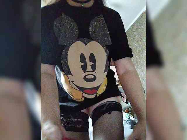 Vikki-vik's Webcam Live Show