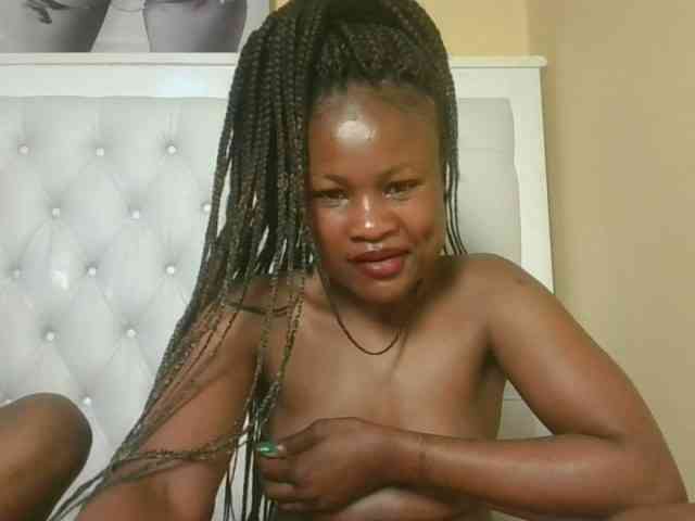 queenivy's Webcam Live Show