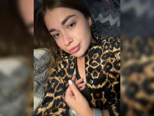 PrettyLion999's Webcam Live Show