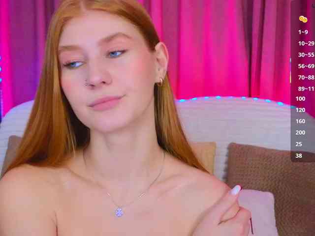 JuliaPowder's Webcam Live Show