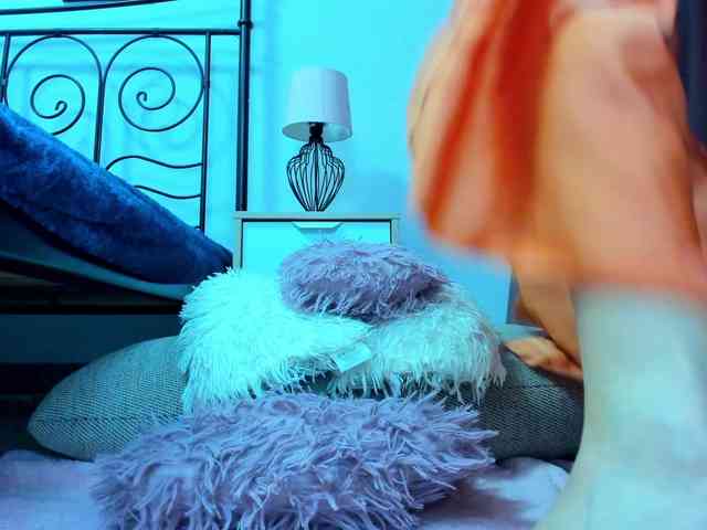 lollavibes's Webcam Live Show