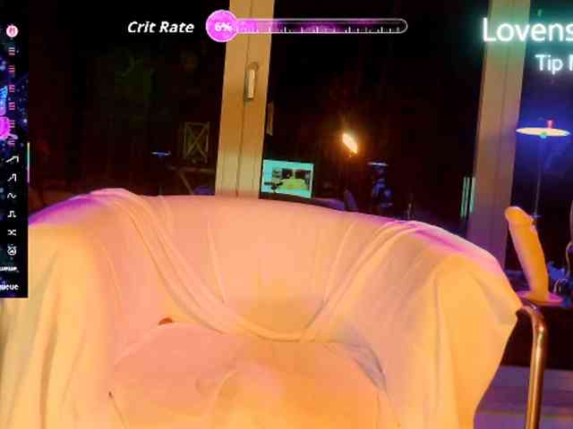 Порночат с smallestgirlinchat01