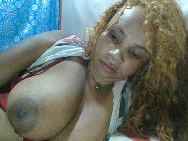 Amanah's Webcam Live Show