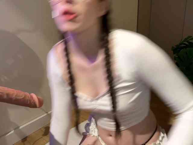 Порночат с KellyyBeryy