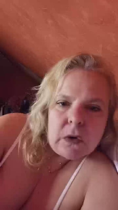 Baby7625's Webcam Live Show