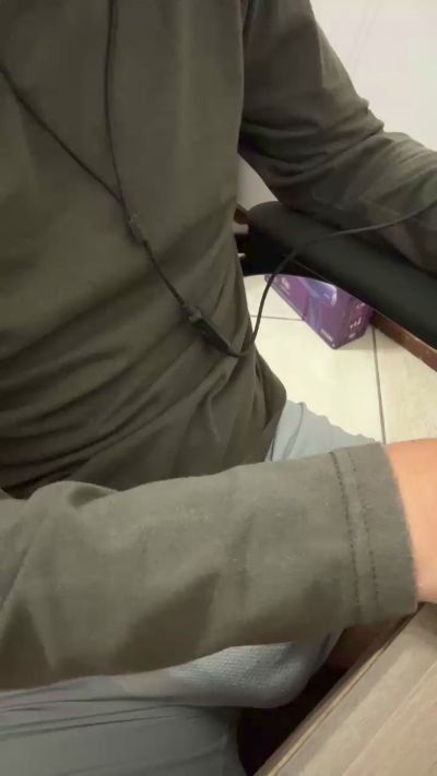 Boyzin0414's Webcam Live Show