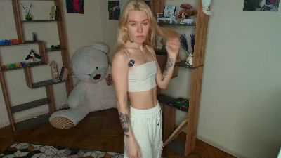 BriannaVert's Webcam Live Show