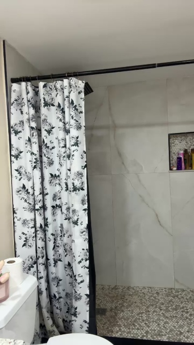 Corallune's Webcam Live Show