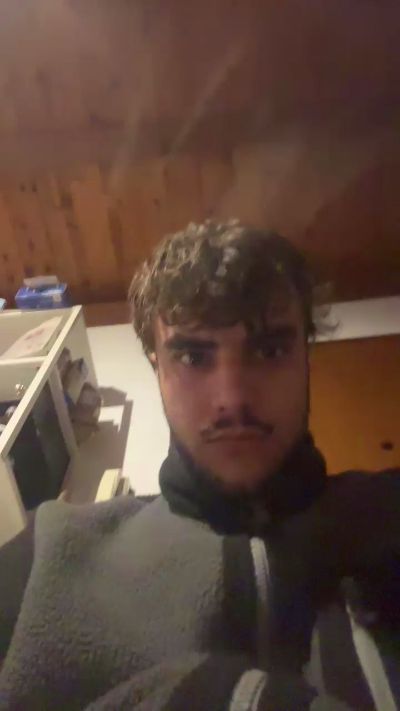 Davidegiuliano1's Webcam Live Show