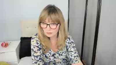 JustineFlirt's Webcam Live Show