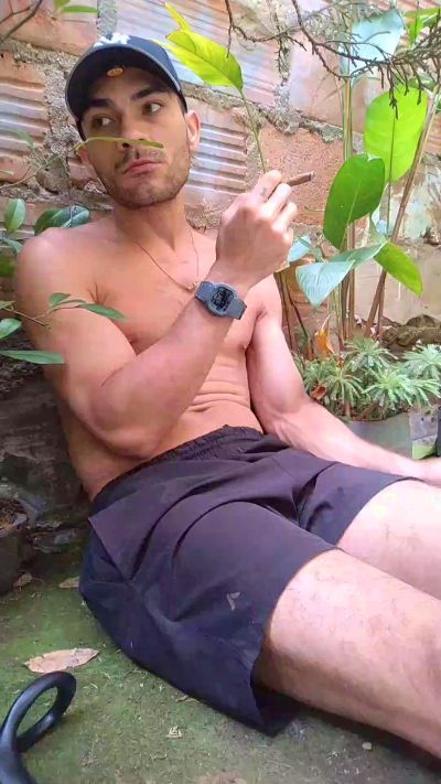 Sexylatinogay's Webcam Live Show